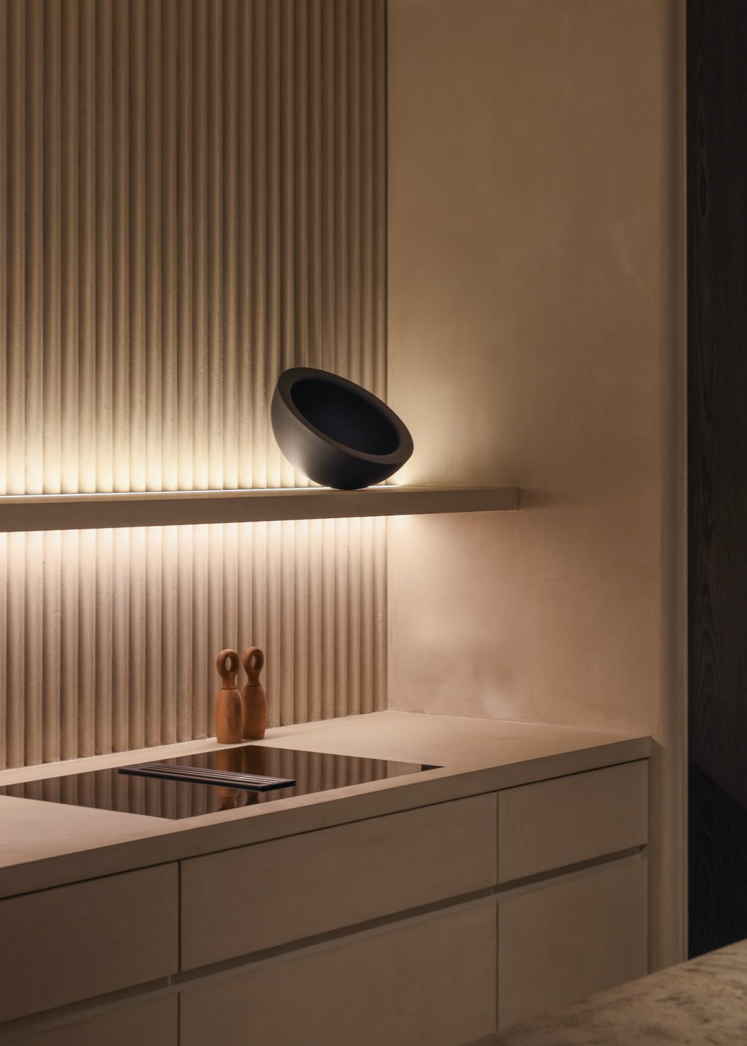 white-ceramic-sink-beside-window-90eboep2ts0